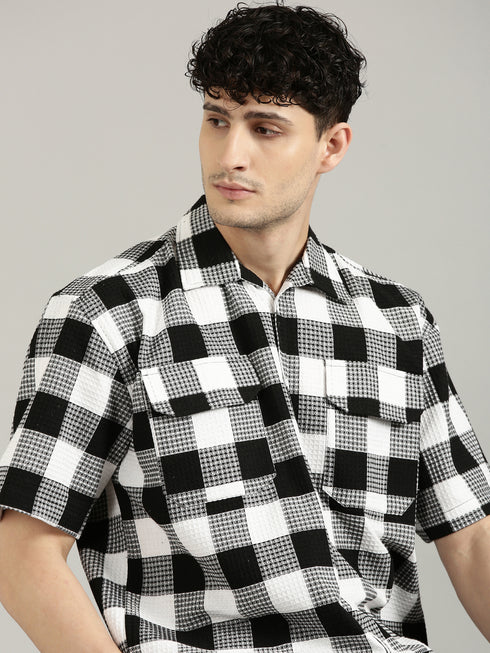White&Black Checked Short Sleeved Oversized Shirt